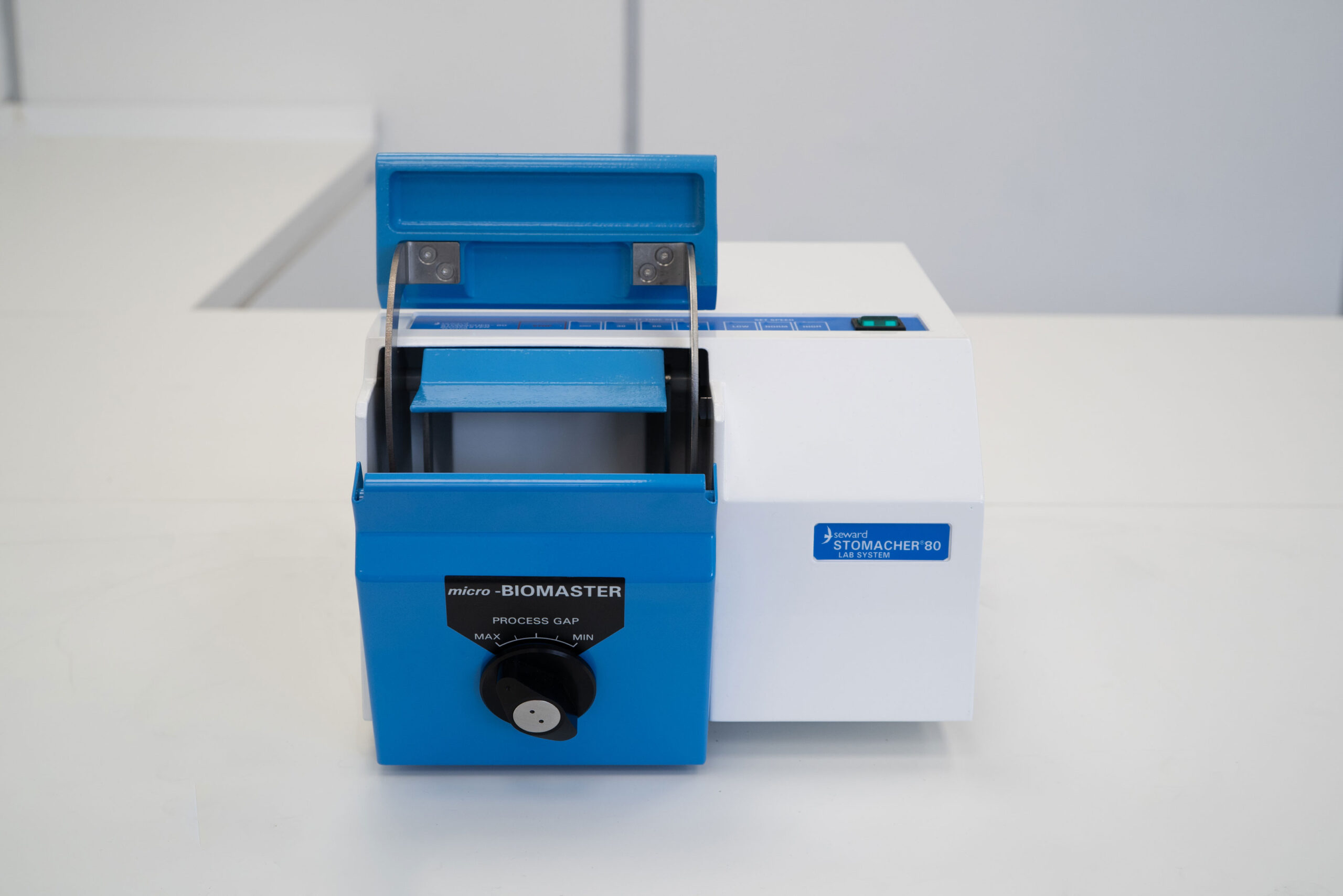 seward stomacher 80 microbiomaster front open scaled 1.jpg seward stomacher 80 microbiomaster front open scaled 1.jpg
